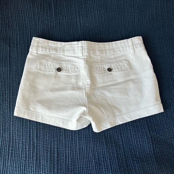 Harper white stretchy shorts - Picture 2 of 5